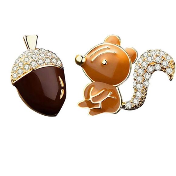 Bohemian squirrel and nut earring A812 - Picture 1 of 5